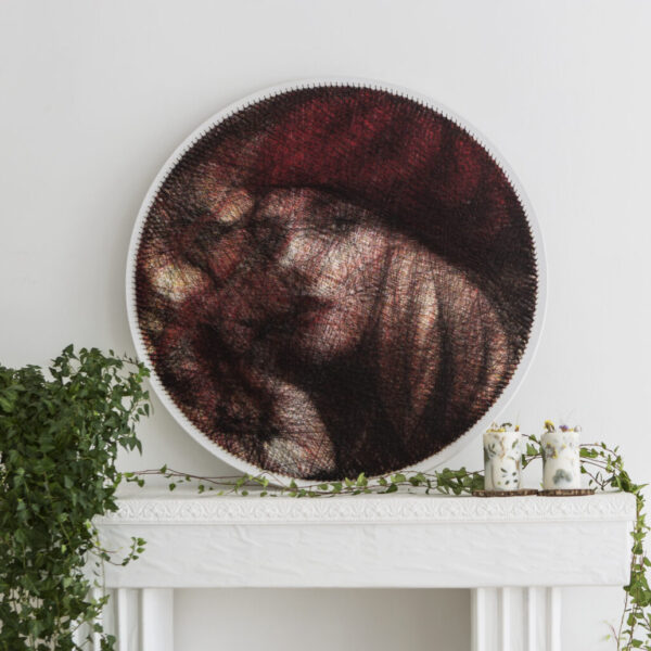 Spalvotas siūlų paveikslas pagal Jūsų portretą