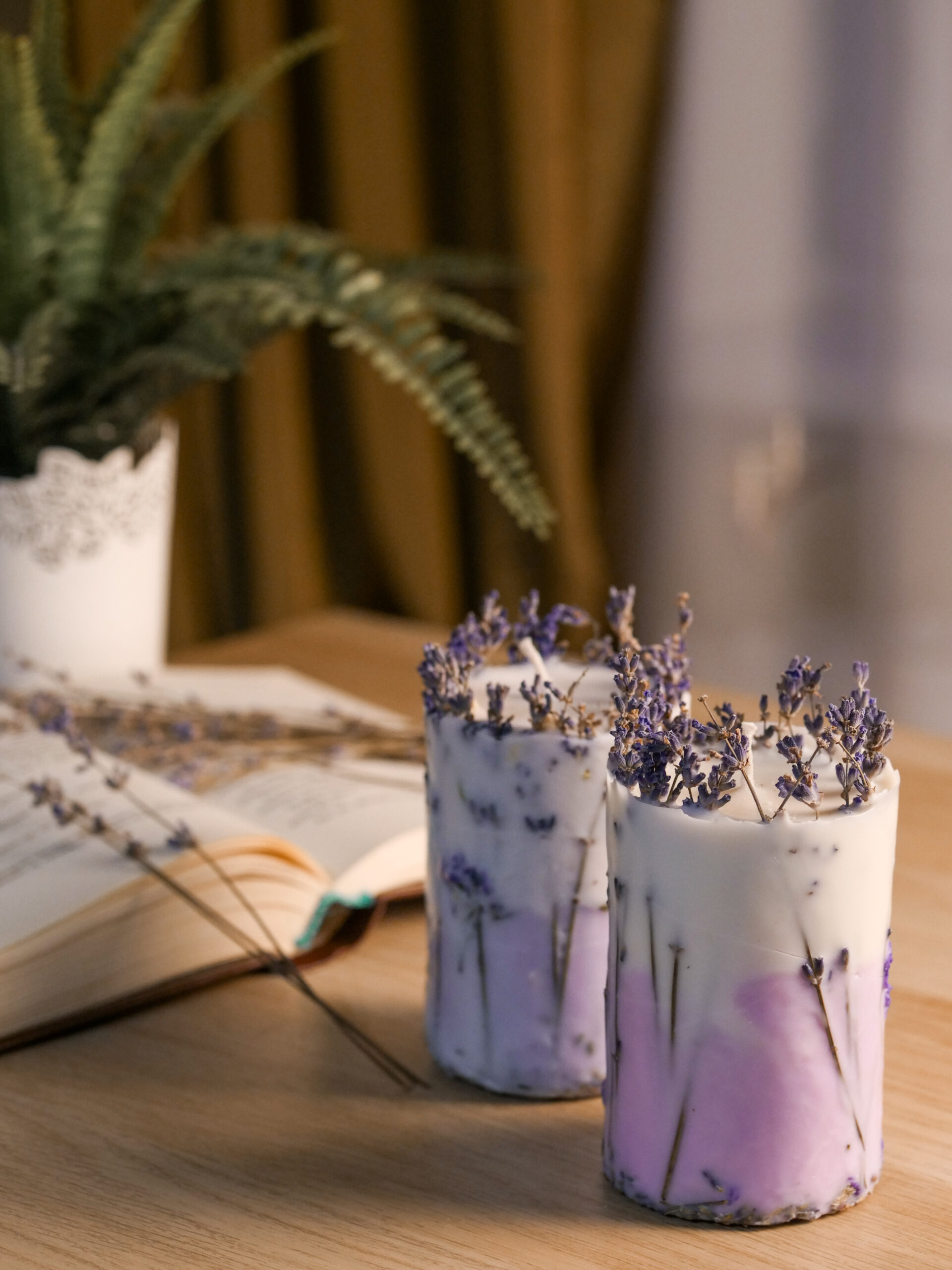 Sojų vaško žvakė su levandų šakelėmis - Image 4